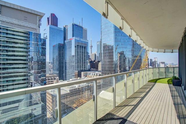 1809 - 197 Yonge St, Condo with 3 bedrooms, 2 bathrooms and 1 parking in Toronto ON | Image 25
