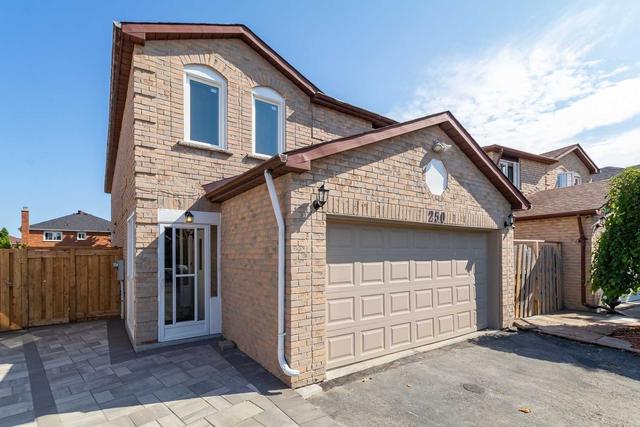 250 Woodhall Rd, Condo with 2 bedrooms, 2 bathrooms and 1 parking in Markham ON | Image 1