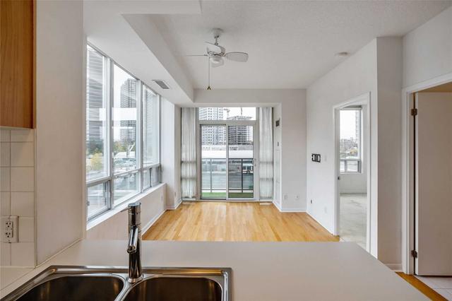 309 - 3391 Bloor St W, Condo with 1 bedrooms, 1 bathrooms and 0 parking in Toronto ON | Image 4