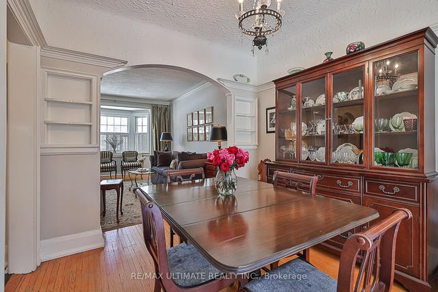 190 Sutherland Dr, House semidetached with 2 bedrooms, 2 bathrooms and 0 parking in Toronto ON | Image 5