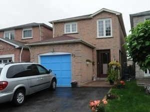83 Chloe Cres, House detached with 3 bedrooms, 3 bathrooms and 1 parking in Markham ON | Image 1