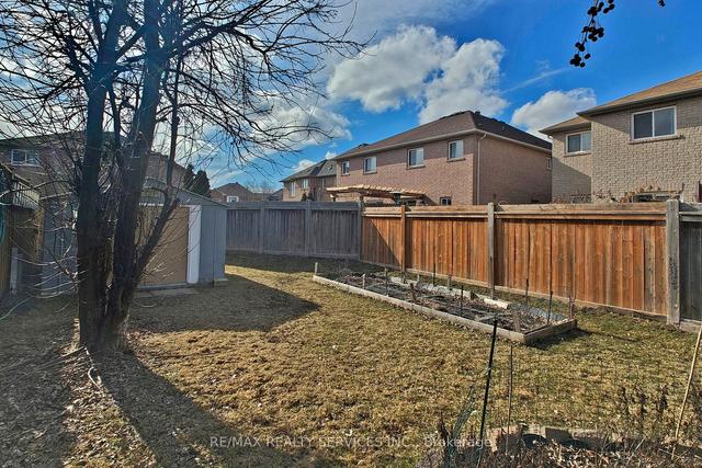 6900 Old Creditview Rd, House semidetached with 4 bedrooms, 4 bathrooms and 5 parking in Mississauga ON | Image 33
