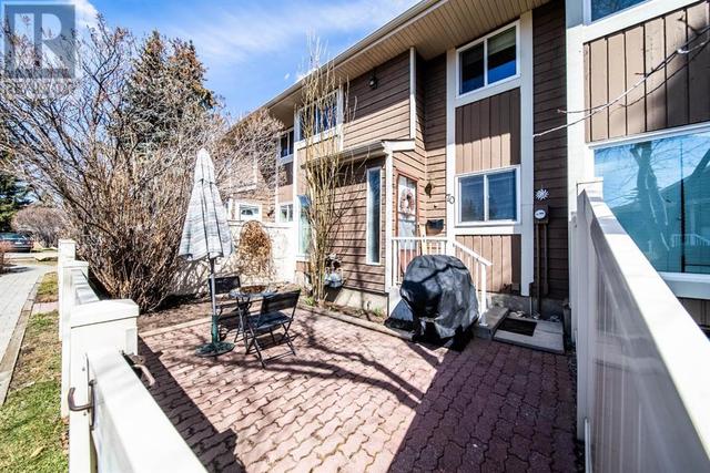 70, - 14736 Deerfield Drive Se, House attached with 2 bedrooms, 1 bathrooms and 2 parking in Calgary AB | Image 25