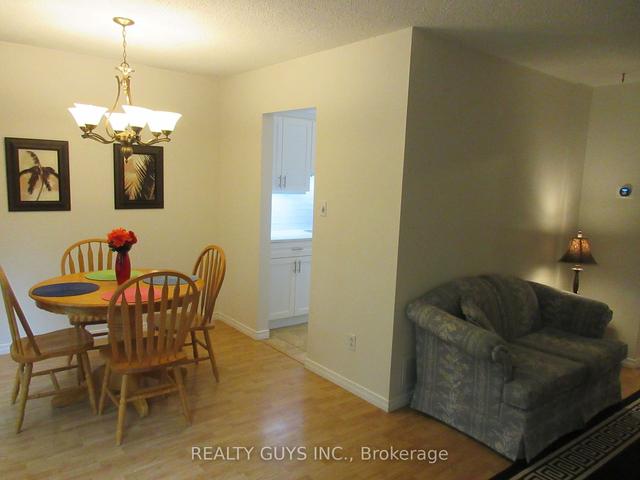 47 - 2 Bernick Dr, Townhouse with 4 bedrooms, 2 bathrooms and 2 parking in Barrie ON | Image 10
