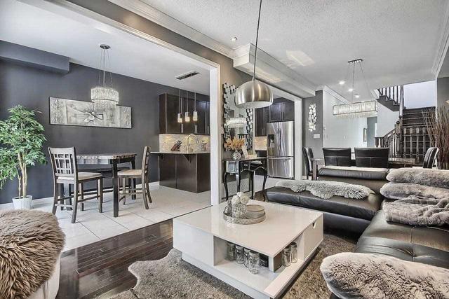 23 Fimco Cres, House semidetached with 4 bedrooms, 4 bathrooms and 2 parking in Markham ON | Image 8