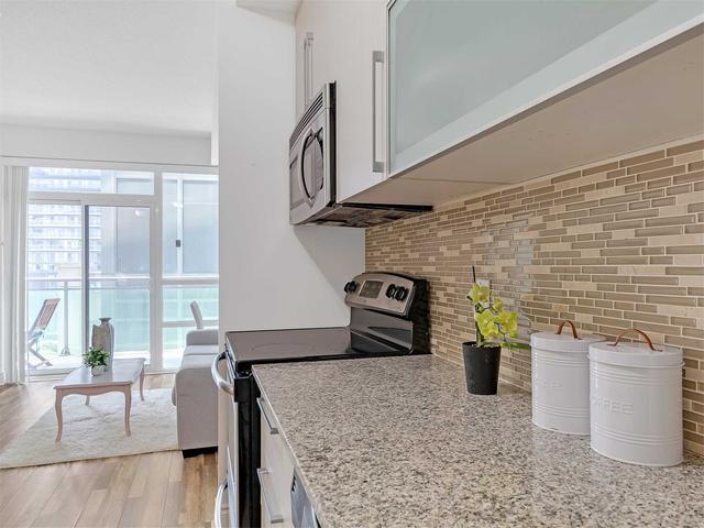402 - 16 Brookers Lane, Condo with 1 bedrooms, 1 bathrooms and 1 parking in Toronto ON | Image 3