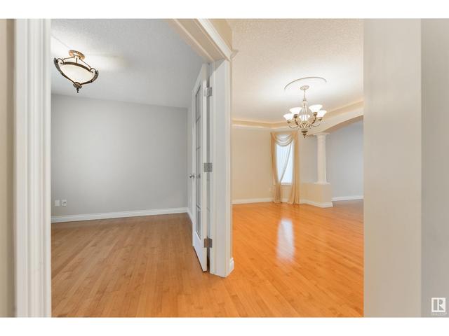 1420 Bishop Pt Sw, House detached with 4 bedrooms, 3 bathrooms and null parking in Edmonton AB | Image 5