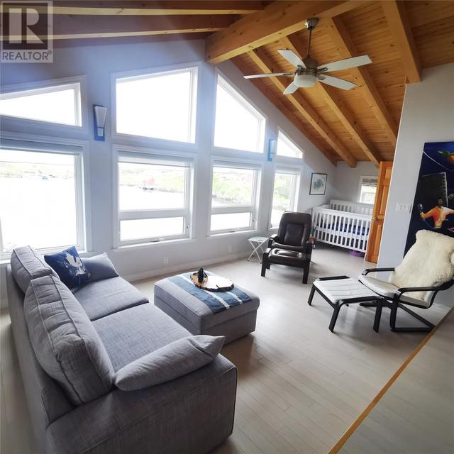 1 Skinner's Harbour Road, House detached with 2 bedrooms, 1 bathrooms and null parking in Change Islands NL | Image 28