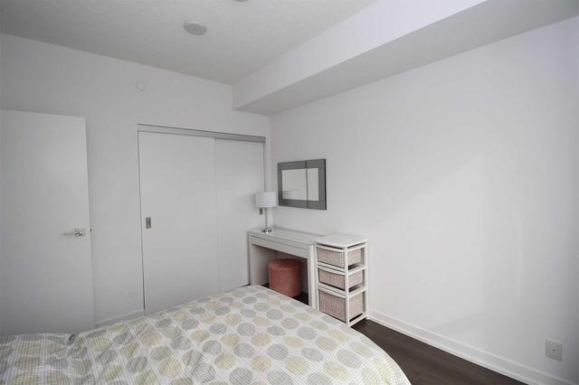 2219 - 98 Lillian St, Condo with 1 bedrooms, 1 bathrooms and null parking in Toronto ON | Image 11