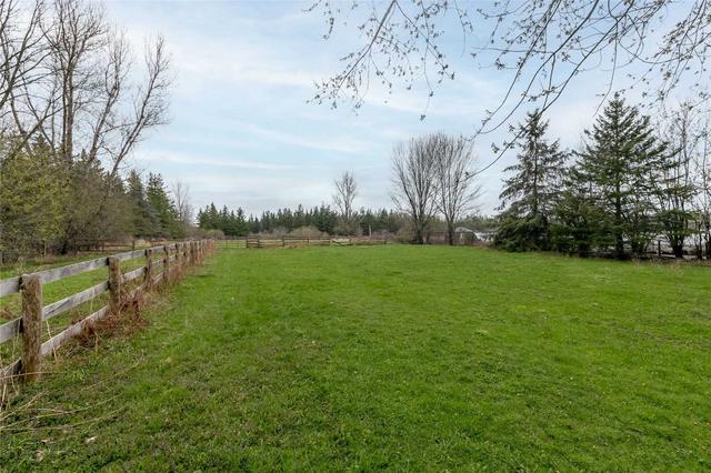 1181 Ravenshoe Rd, House detached with 3 bedrooms, 2 bathrooms and 22 parking in East Gwillimbury ON | Image 29