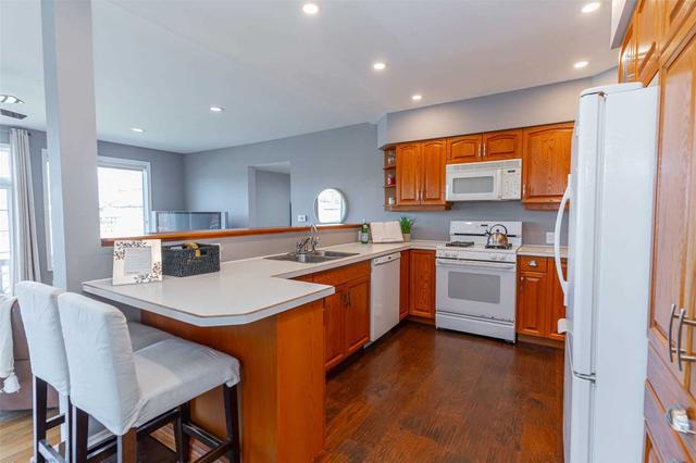 18 Albert St, House detached with 2 bedrooms, 2 bathrooms and 4 parking in Kawartha Lakes ON | Image 28