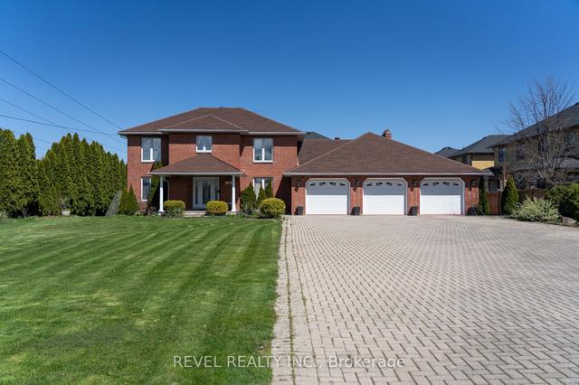 1081 Vansickle Rd N, House detached with 4 bedrooms, 4 bathrooms and 16 parking in St. Catharines ON | Image 34