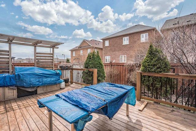 31 Baylawn Circ, House detached with 4 bedrooms, 3 bathrooms and 6 parking in Brampton ON | Image 17