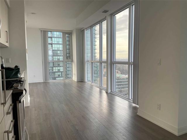 1611 - 5180 Yonge St, Condo with 2 bedrooms, 2 bathrooms and 1 parking in Toronto ON | Image 2