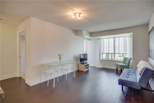 1001 - 8 Mckee Ave, Condo with 2 bedrooms, 2 bathrooms and 1 parking in Toronto ON | Image 12