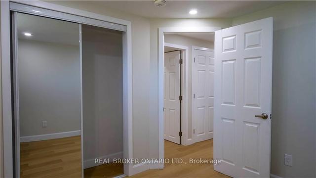 1245 Trafalgar St, House detached with 2 bedrooms, 2 bathrooms and 3 parking in London ON | Image 15