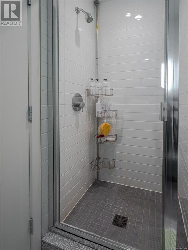 209 - 770 Fisgard St, Condo with 2 bedrooms, 2 bathrooms and 1 parking in Victoria BC | Image 25