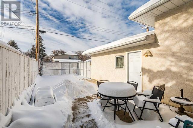 518 12 Street S, House semidetached with 4 bedrooms, 2 bathrooms and 4 parking in Lethbridge AB | Image 28