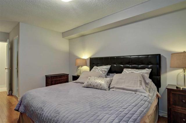 211 - 7811 Yonge St, Condo with 1 bedrooms, 2 bathrooms and 1 parking in Markham ON | Image 11