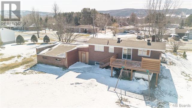 847 Rue Principale, House detached with 3 bedrooms, 1 bathrooms and null parking in Edmundston NB | Image 4