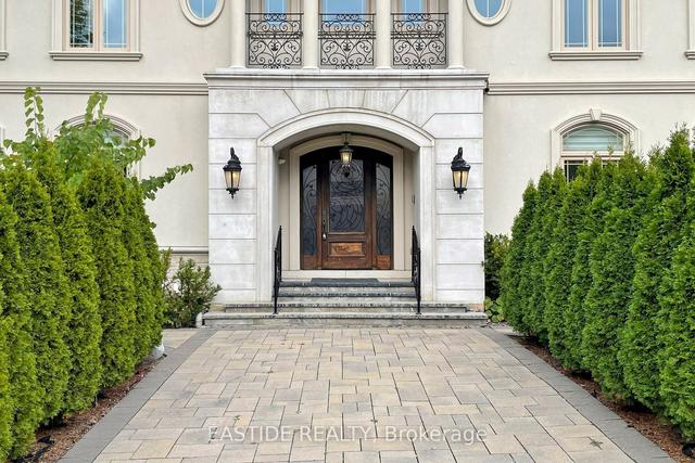 2 Normandale Cres, House detached with 5 bedrooms, 8 bathrooms and 6 parking in Toronto ON | Image 34