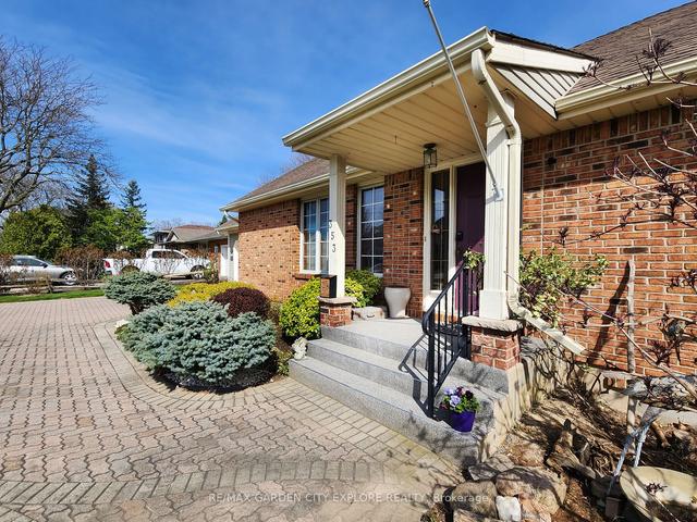 353 Pelham Rd, House detached with 3 bedrooms, 2 bathrooms and 7 parking in St. Catharines ON | Image 37