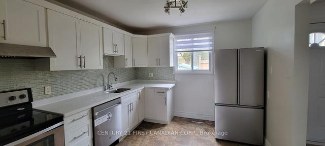 21 - 470 Southdale Rd E, Townhouse with 3 bedrooms, 2 bathrooms and 1 parking in London ON | Image 33