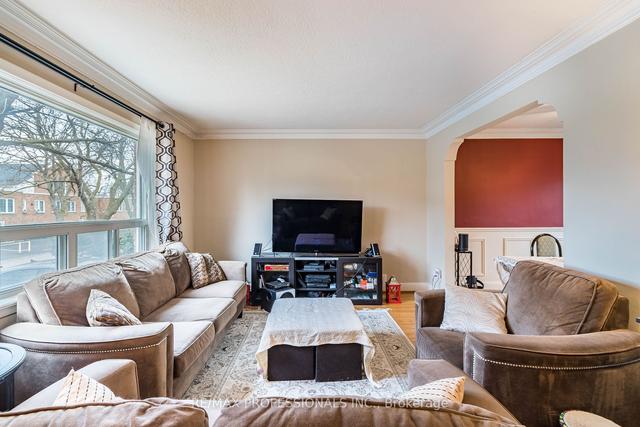 17 Wadsworth Blvd, House detached with 3 bedrooms, 2 bathrooms and 3 parking in Toronto ON | Image 23