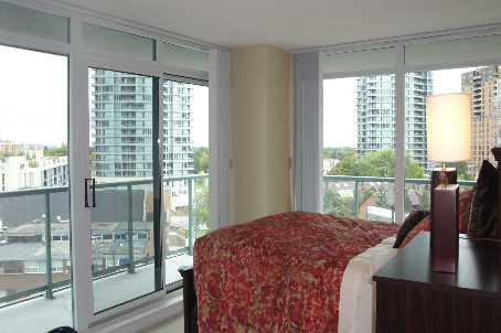 702 - 5500 Yonge St, Condo with 2 bedrooms, 2 bathrooms and 1 parking in Toronto ON | Image 4