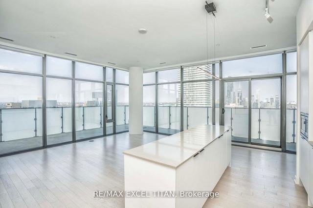 uph06 - 20 Lombard St, Condo with 2 bedrooms, 2 bathrooms and 2 parking in Toronto ON | Image 31
