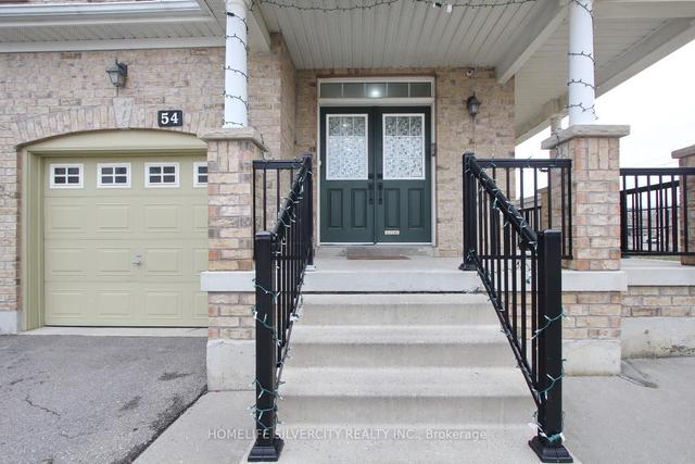 54 Gower Cres, House semidetached with 4 bedrooms, 4 bathrooms and 4 parking in Brampton ON | Image 12