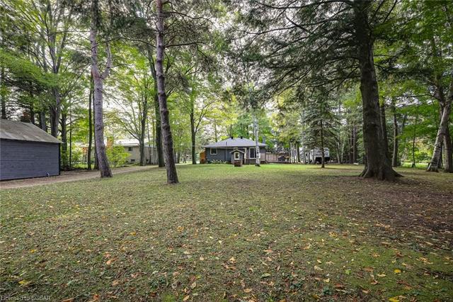 7744 36/37 Nottawasaga Sideroad, House detached with 3 bedrooms, 1 bathrooms and 16 parking in Clearview ON | Image 40