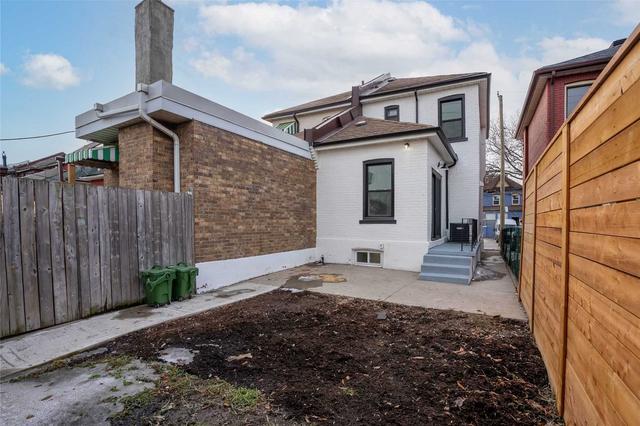 40 Fullerton Ave, House semidetached with 2 bedrooms, 2 bathrooms and 2 parking in Hamilton ON | Image 19
