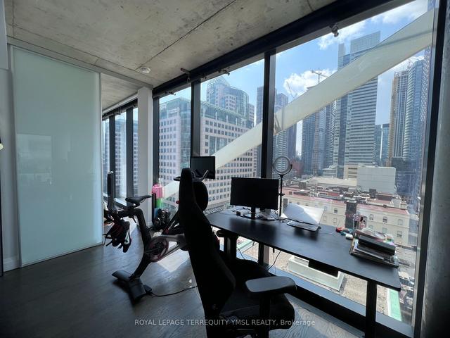 1001 - 224 King St W, Condo with 1 bedrooms, 1 bathrooms and 0 parking in Toronto ON | Image 7