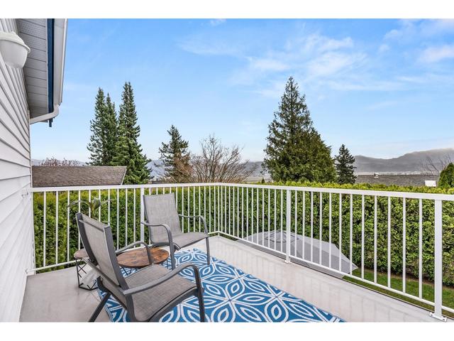 35882 Eaglecrest Drive, House detached with 4 bedrooms, 3 bathrooms and 2 parking in Abbotsford BC | Image 32