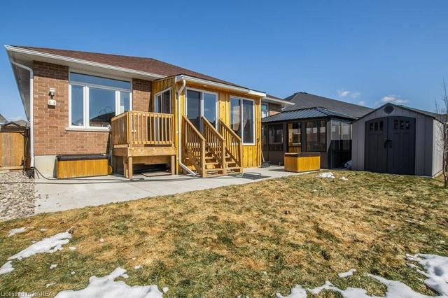 10 Briarwood Crescent, House detached with 4 bedrooms, 3 bathrooms and 6 parking in Greater Napanee ON | Image 30