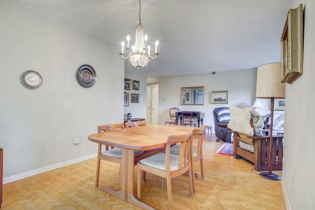 307 - 1320 Islington Ave, Condo with 3 bedrooms, 2 bathrooms and 2 parking in Toronto ON | Image 2