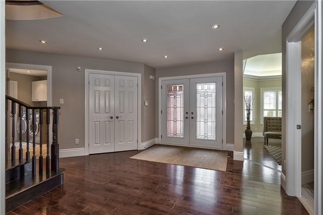 2200 Brays Lane, House detached with 4 bedrooms, 4 bathrooms and 4 parking in Oakville ON | Image 3