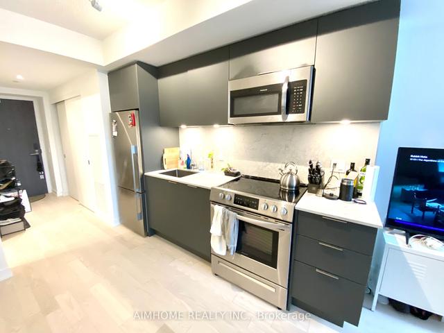 1508 - 25 Richmond St E, Condo with 1 bedrooms, 2 bathrooms and 0 parking in Toronto ON | Image 5