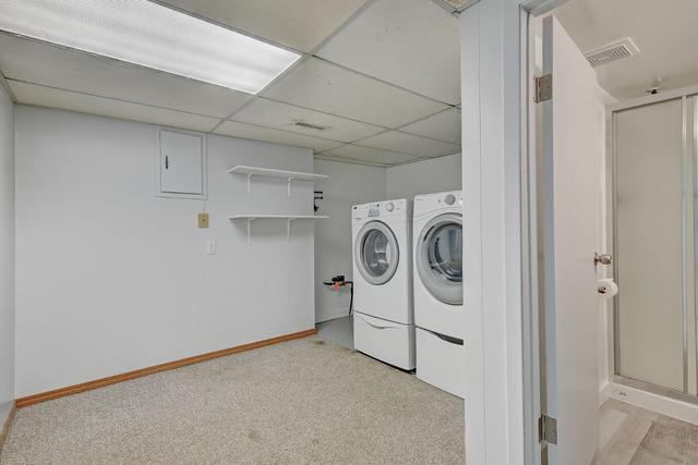 Laundry room area | Image 25