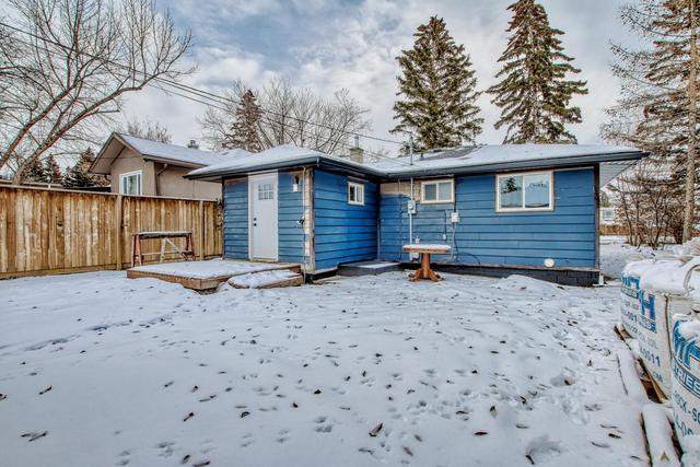 6132 32 Avenue Nw, House detached with 2 bedrooms, 1 bathrooms and 2 parking in Calgary AB | Image 24