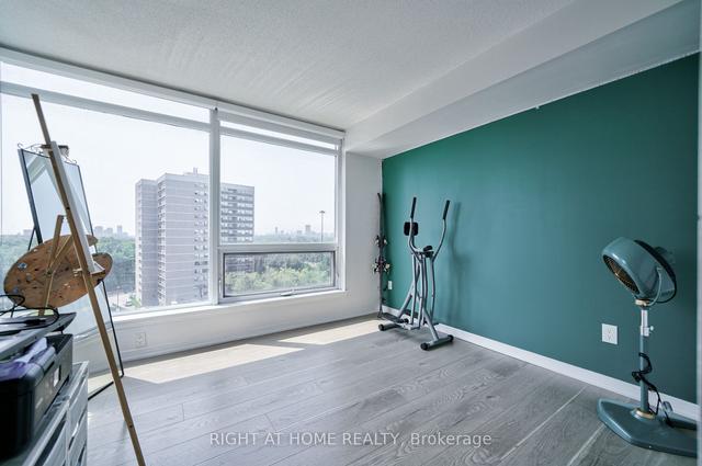 813 - 18 Valley Woods Rd, Condo with 2 bedrooms, 2 bathrooms and 1 parking in Toronto ON | Image 7