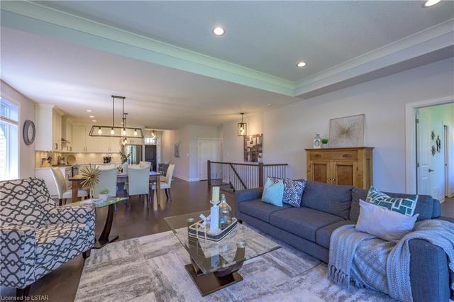 35 - 2290 Torrey Pines Way, House detached with 3 bedrooms, 3 bathrooms and 4 parking in London ON | Image 15