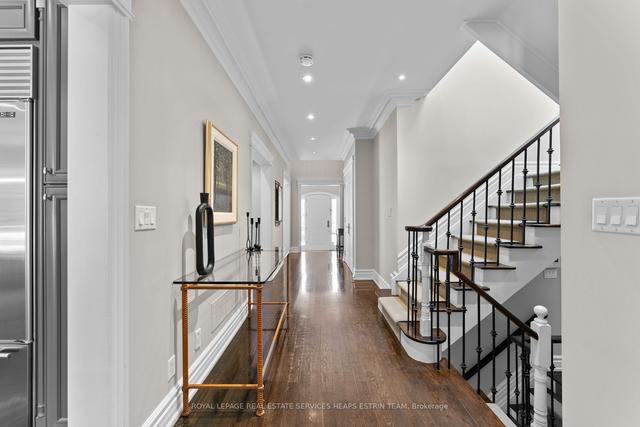 10 Governors Rd, House detached with 4 bedrooms, 5 bathrooms and 3 parking in Toronto ON | Image 21