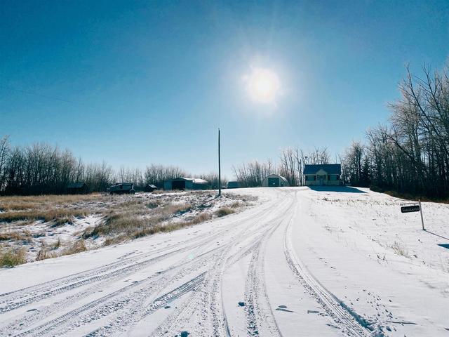45043 Township Rd 794 Township, House detached with 3 bedrooms, 1 bathrooms and 10 parking in Saddle Hills County AB | Image 45