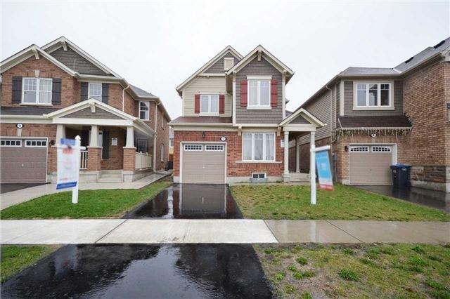 7 Tribune Dr, House detached with 2 bedrooms, 1 bathrooms and null parking in Brampton ON | Image 1