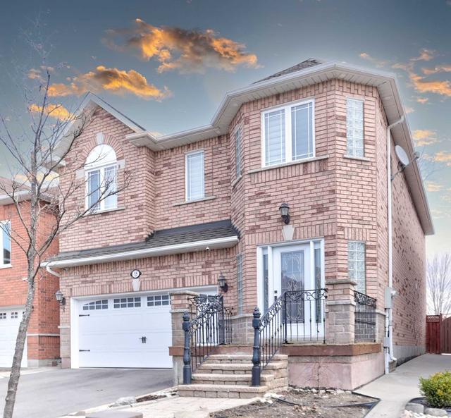 15 Chiara Dr, House detached with 3 bedrooms, 4 bathrooms and 6 parking in Vaughan ON | Image 23