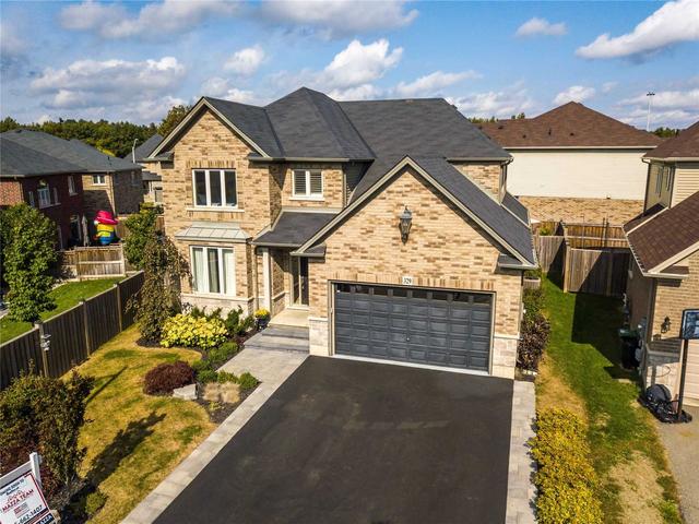329 John Frederick Dr, House detached with 4 bedrooms, 3 bathrooms and 4 parking in Hamilton ON | Image 31