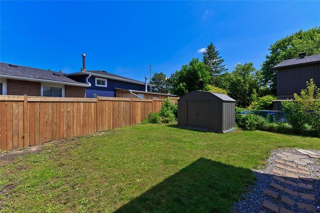 854 Cabot Trail, House detached with 5 bedrooms, 3 bathrooms and 4 parking in Milton ON | Image 36