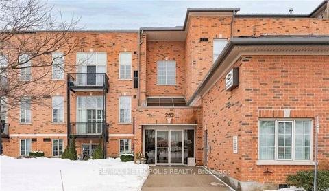 210 - 262 Dundas St E, Condo with 1 bedrooms, 1 bathrooms and 1 parking in Hamilton ON | Card Image